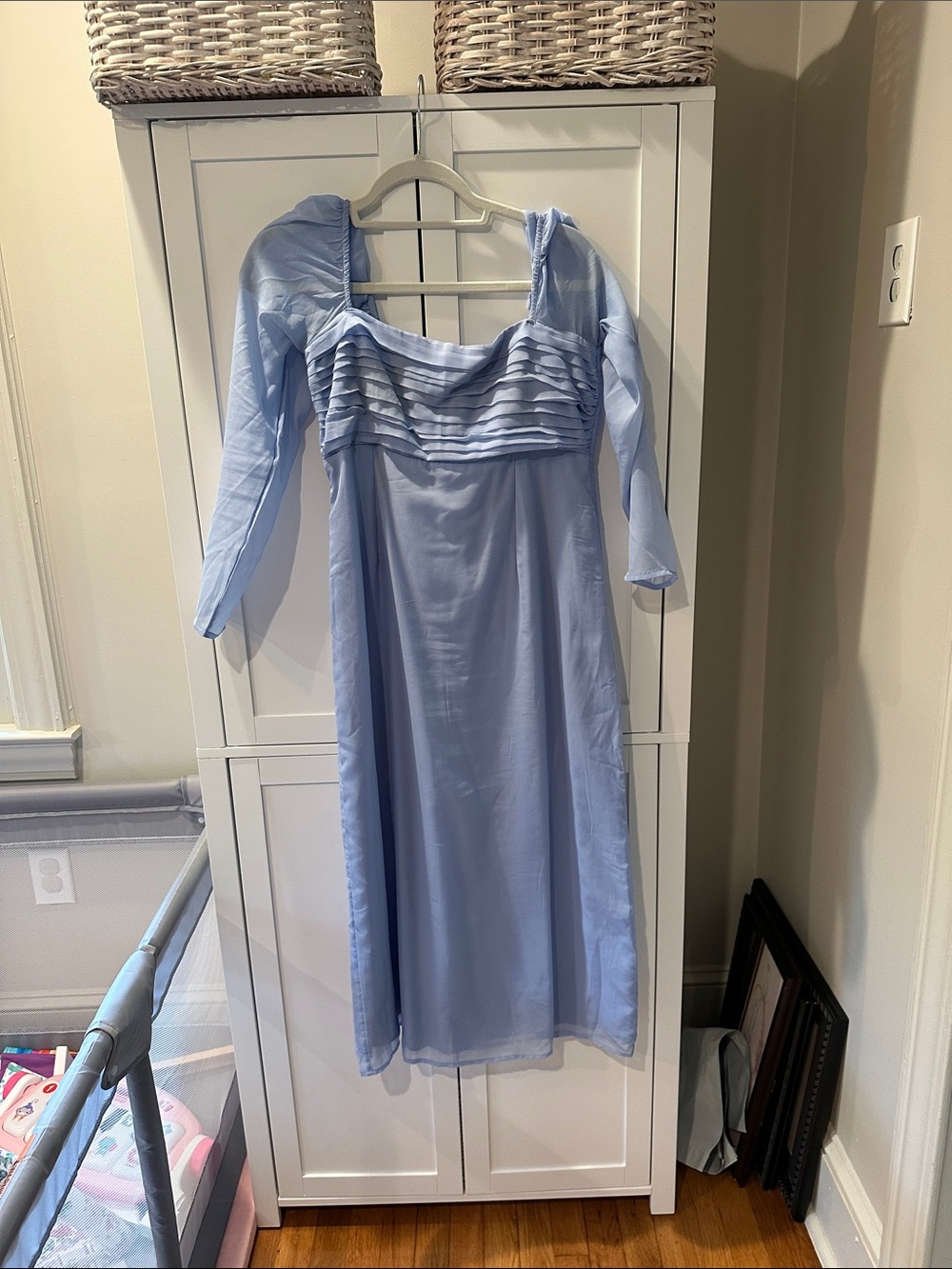 Abercrombie & Fitch Light Blue Long Sleeve Dress - Elegant Pleated Bodice